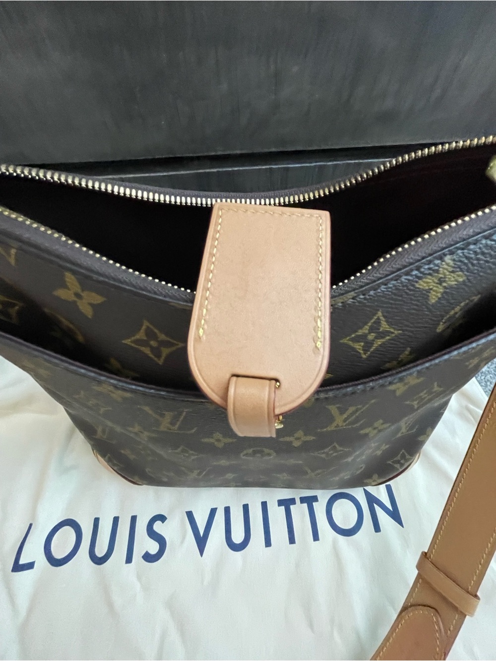 Louis Vuitton Odeon MM - Brown Monogram Shoulder Bag with Natural Vachetta Strap - Picture 12 of 16
